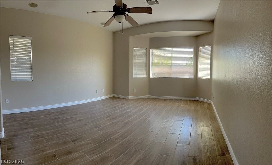 1109 Malibu Sands Ave - Photo 5 of 42