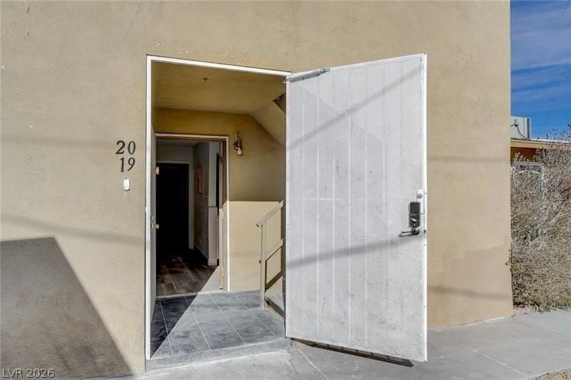 3841 Daisy St #19 - Photo 5 of 32