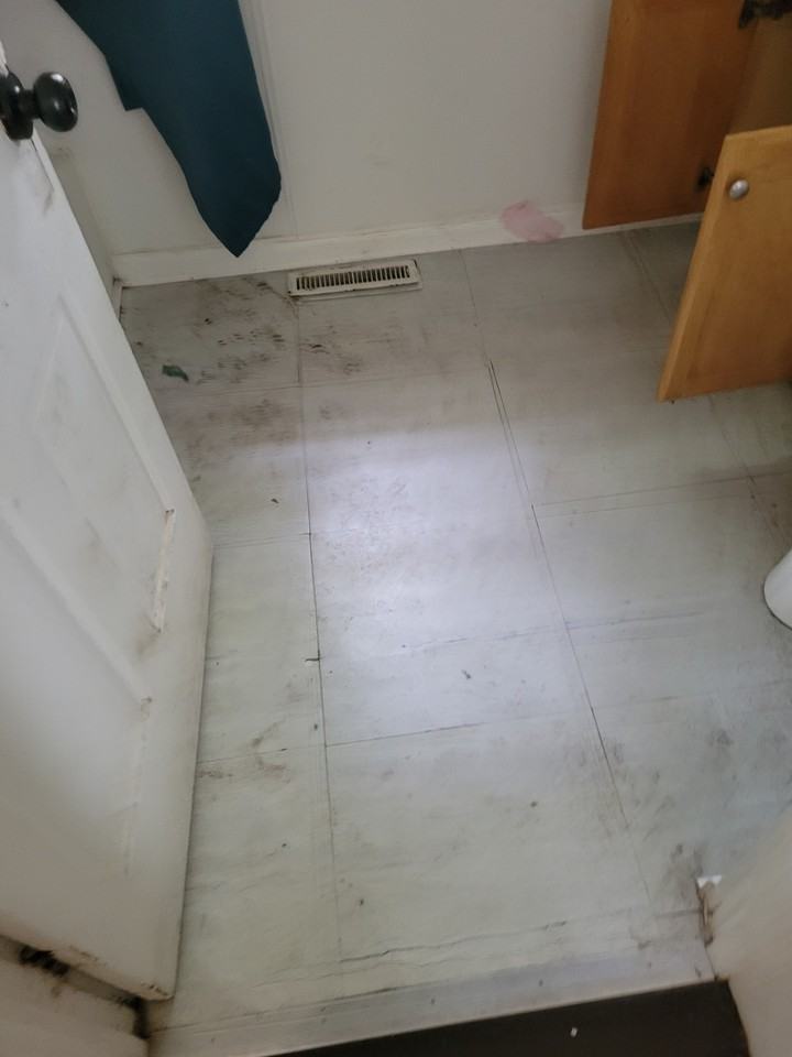 2113 W Howett St - Photo 5 of 50