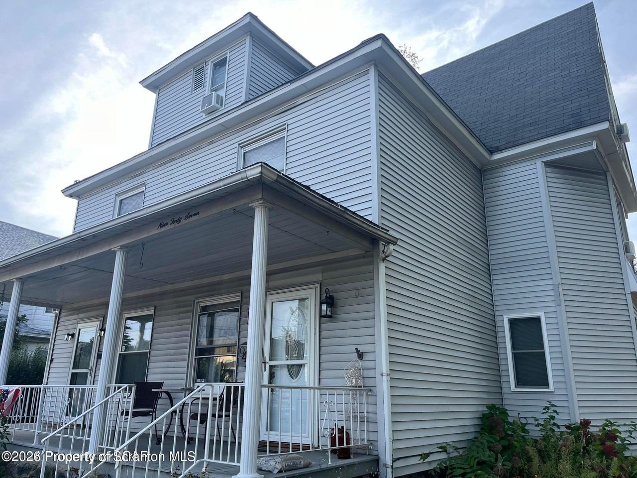 945 William St Unit 1 #1 - Photo 2 of 21