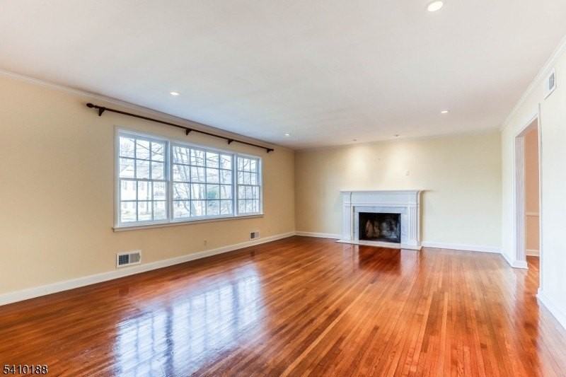 11 Wordsworth Rd - Photo 2 of 24