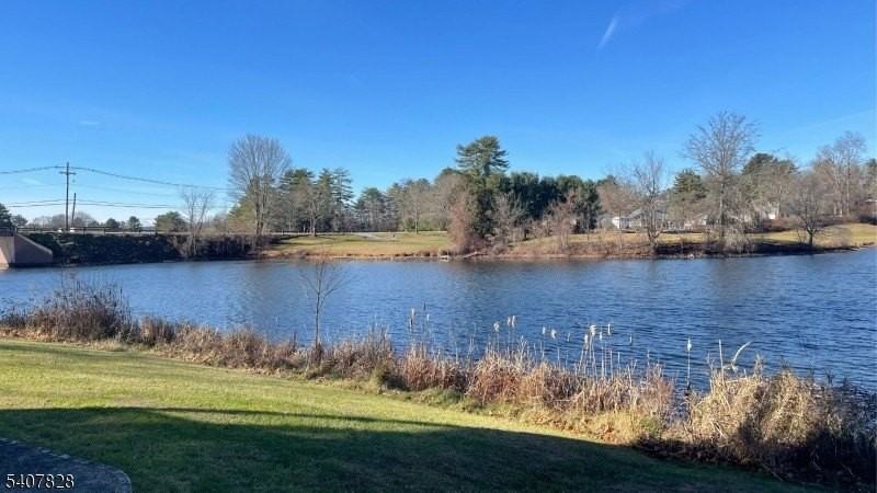Lake Path - Photo 2 of 3