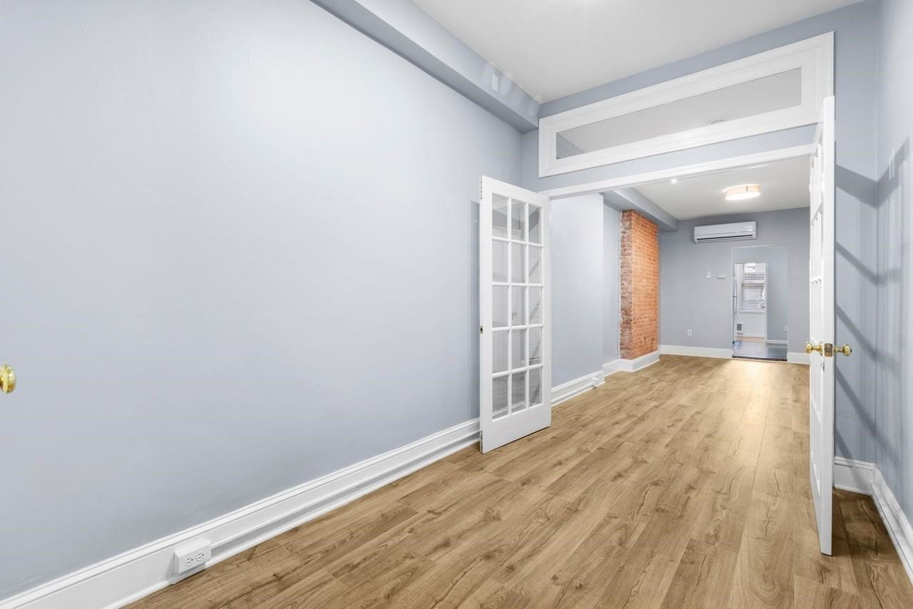 322 Washington St #1 - Photo 7 of 16