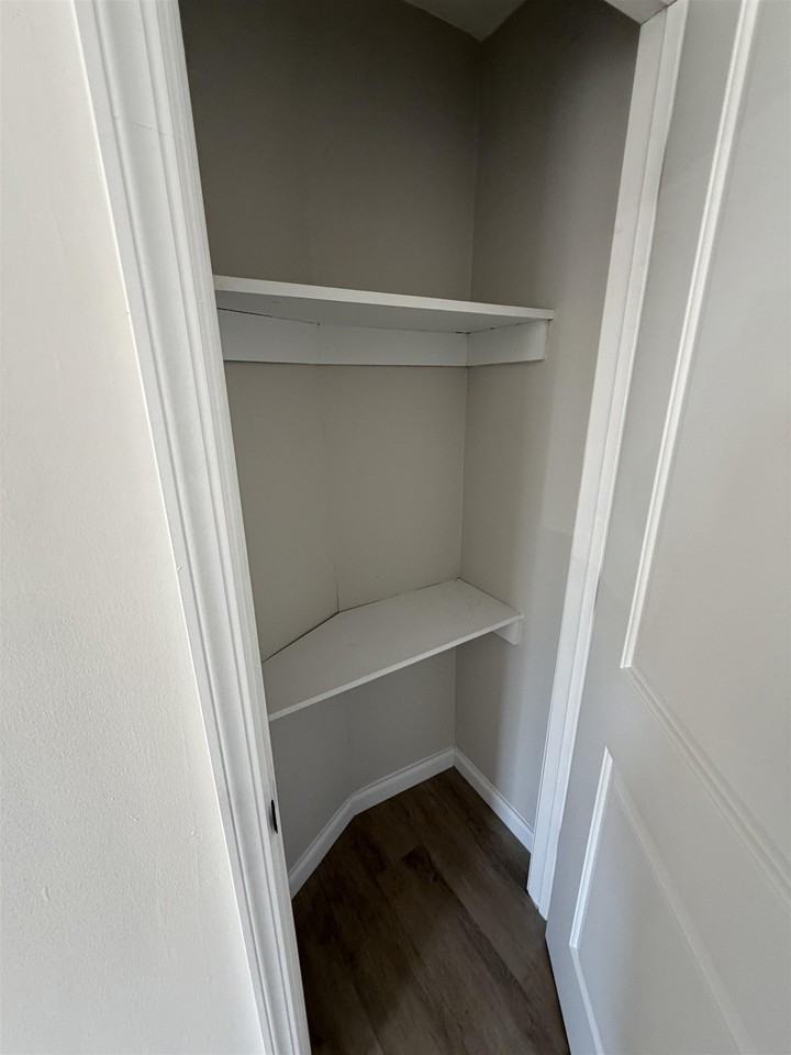 1400 Kennedy Blvd #2 - Photo 5 of 8