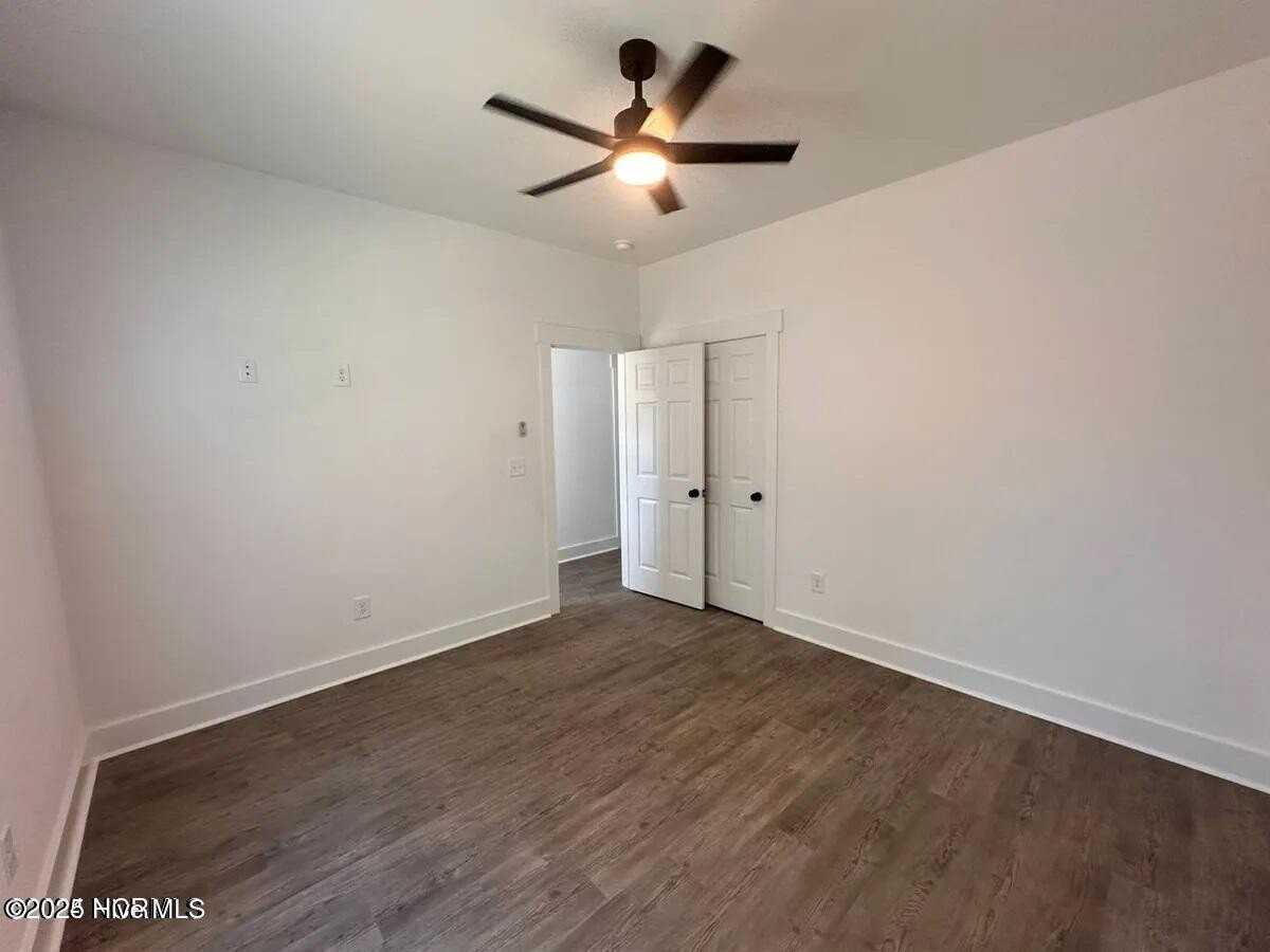 1009 High Point Ave - Photo 7 of 15