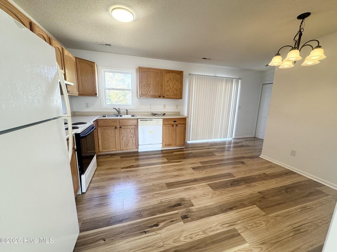 111 Raintree Run - Photo 2 of 12