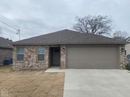 featured image of 2011 Maurice St