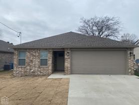 2011 Maurice St - Photo 1 of 1