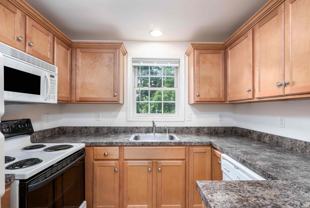 184 Hampden Dr - Photo 1 of 1