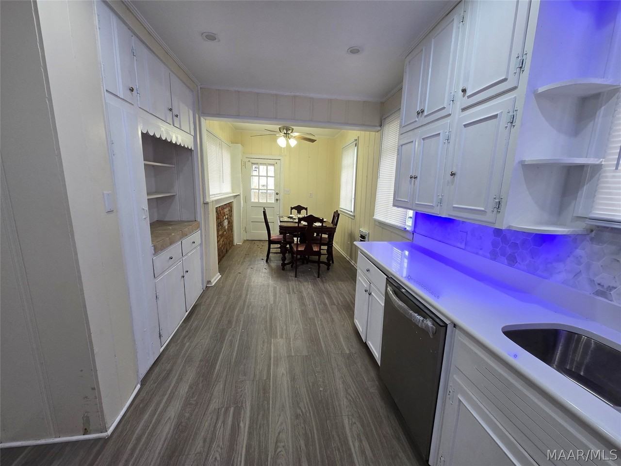 2036 Gorgas St - Photo 6 of 24