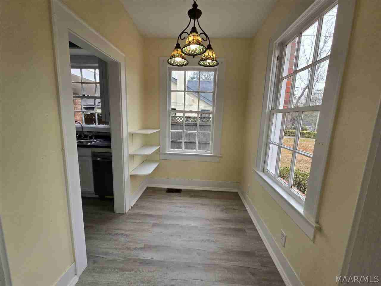 1938 Gorgas St - Photo 5 of 21