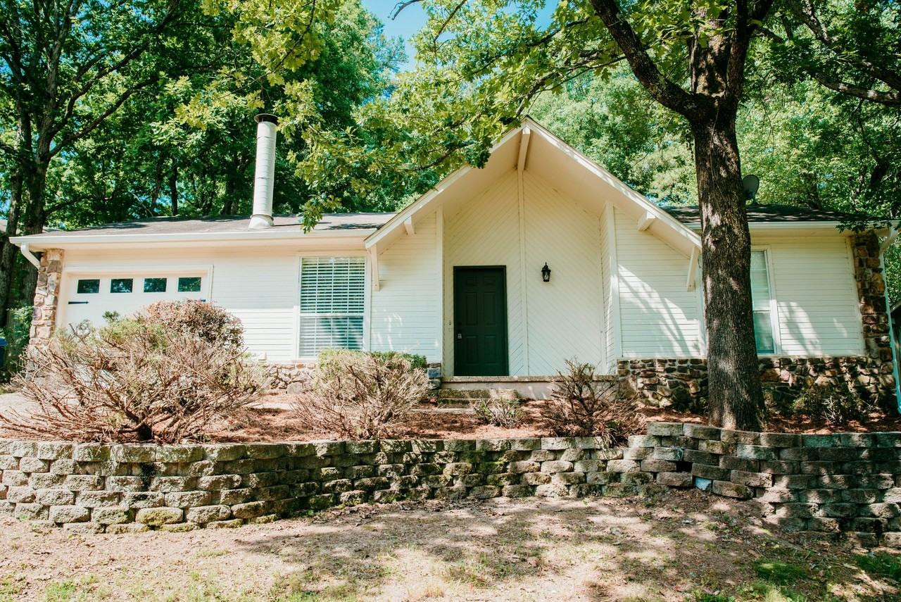 20 Woodhill Dr #NA - Photo 2 of 35