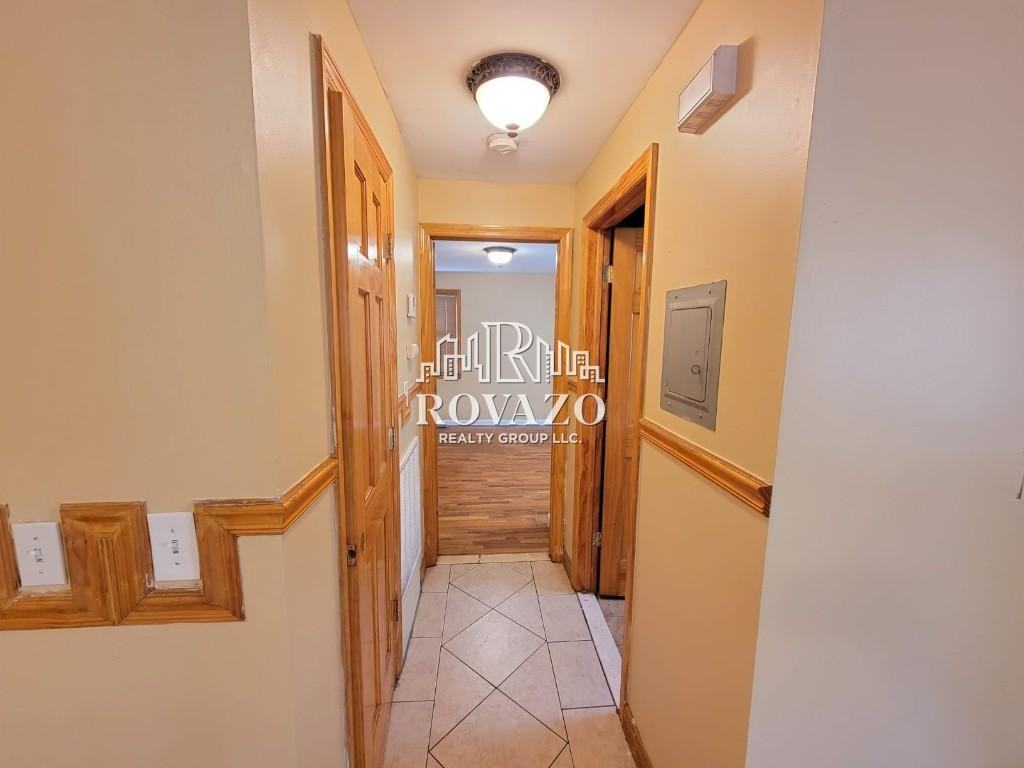 226 Columbia Ave #1R - Photo 7 of 8