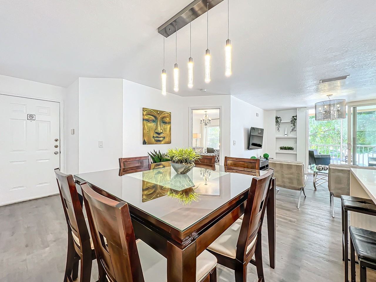 Seurat St #201 - Photo 7 of 8