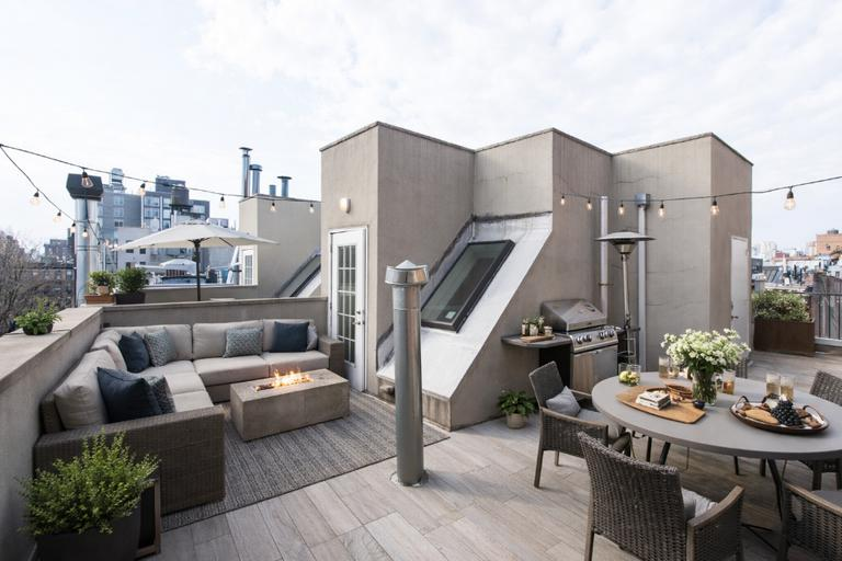 302 W 11th St #PH - Photo 4 of 8