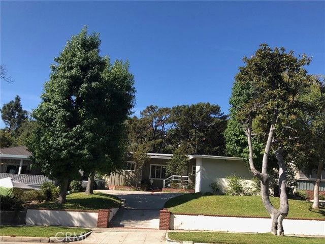 285 Avenue 64 - Photo 2 of 8