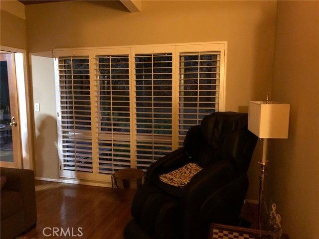 285 Avenue 64 - Photo 4 of 8