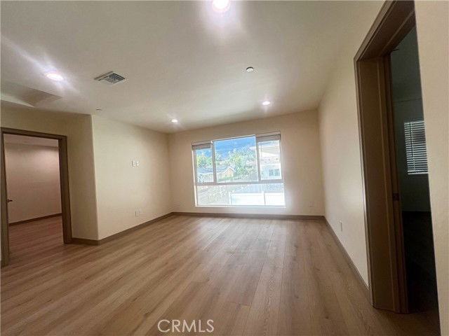 1514 E Woodbury Rd #1-2 - Photo 2 of 5