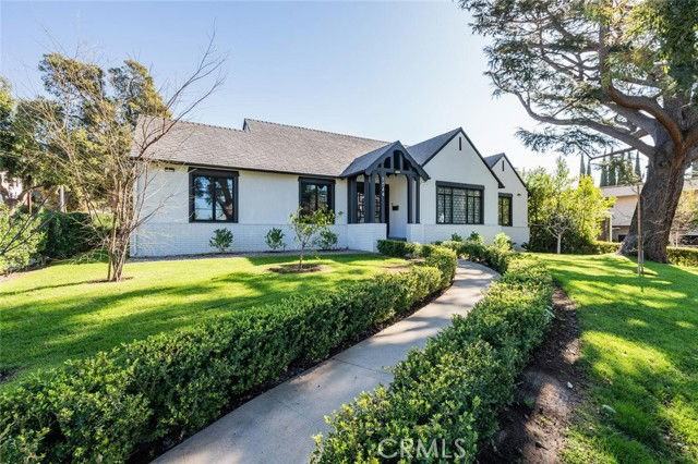 1544 Ard Eevin Ave - Photo 3 of 8