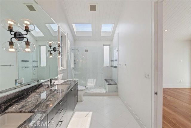 1200 Manhattan Ave - Photo 3 of 8