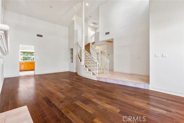 22068 Martinez St - Photo 2 of 8