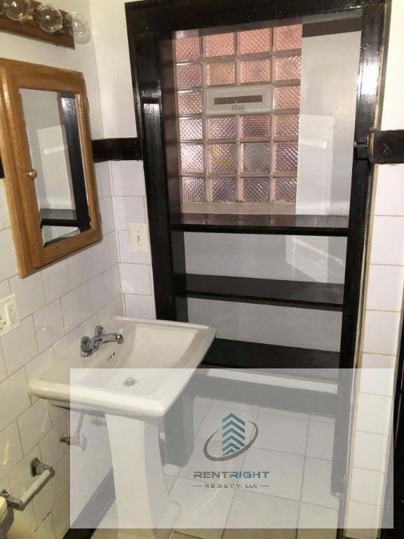 4645 N Elston Ave #4645-5B - Photo 4 of 8