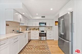 818 N Doheny Dr #401 - Photo 2 of 8