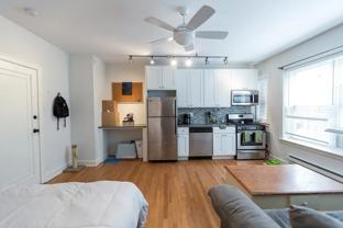 4105 N Damen Ave #23 - Photo 1 of 1