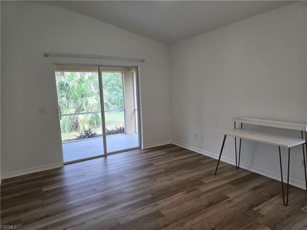 481 10th Ave Nw - Photo 5 of 8