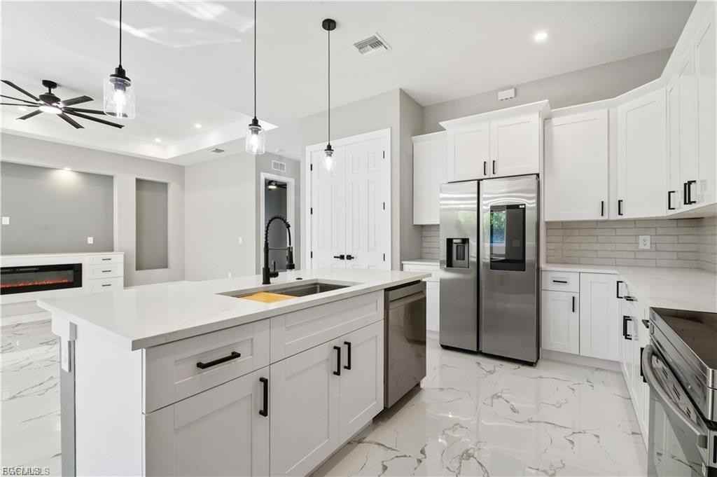 1561 Nw 26th Pl - Photo 2 of 8