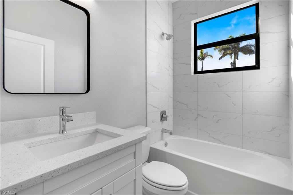 1109 Ne 2nd Ave - Photo 6 of 8