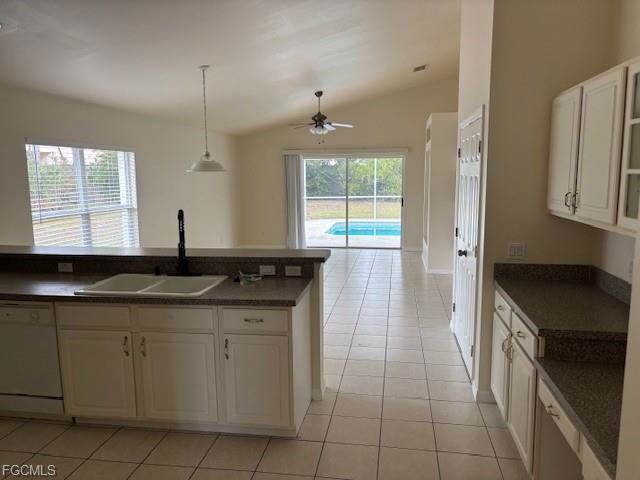 15805 Beachcomber Ave - Photo 3 of 8