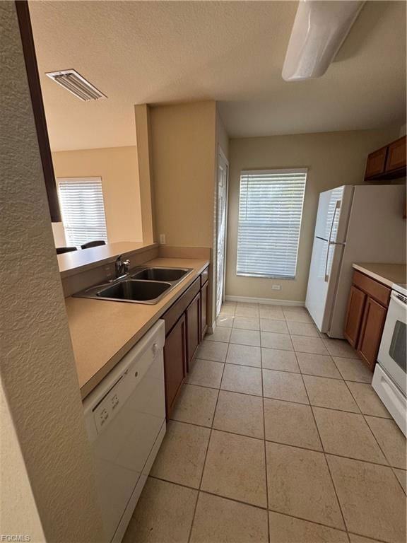 9068 Gervais Cir #209 - Photo 6 of 8