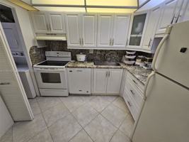 featured image of 8020 Colony Cir N #103