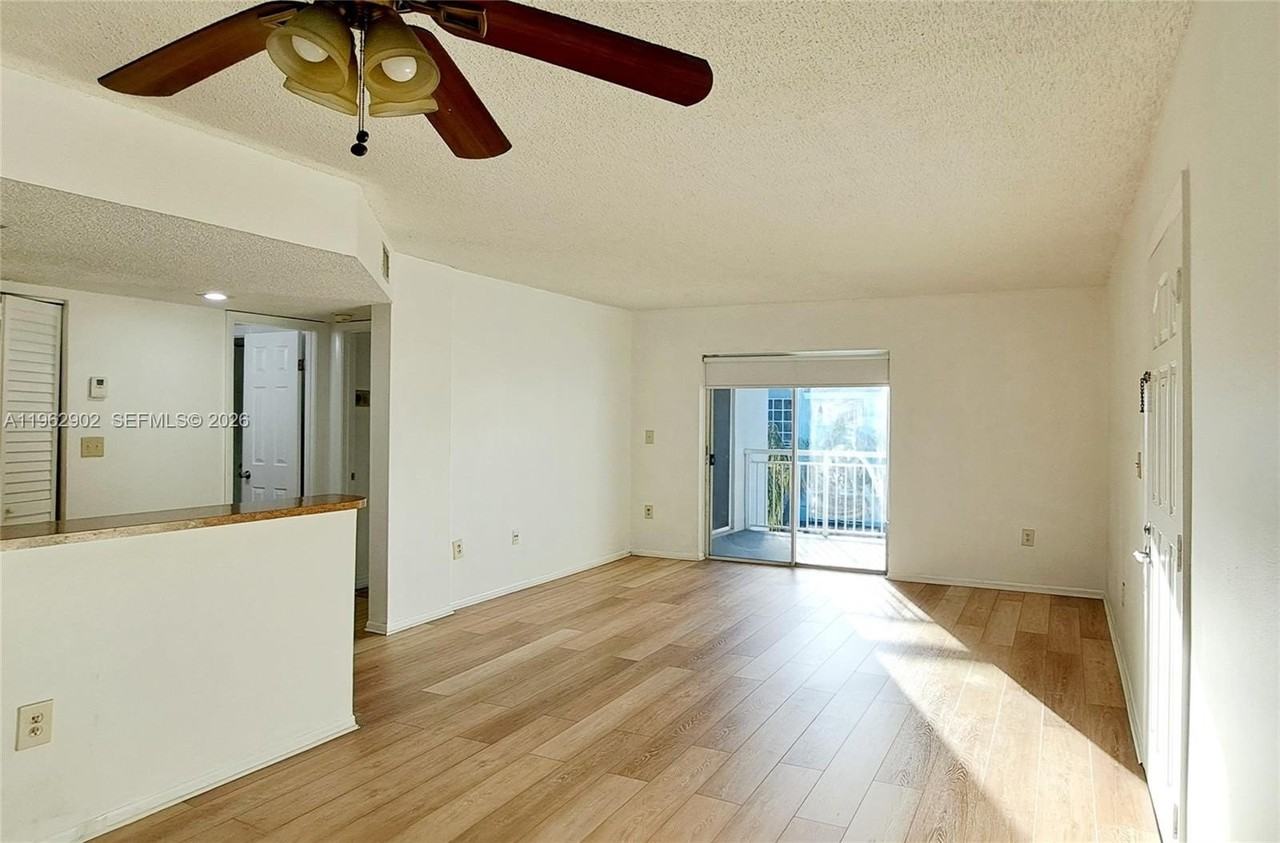 8520 Sw 212th St #306 - Photo 3 of 17