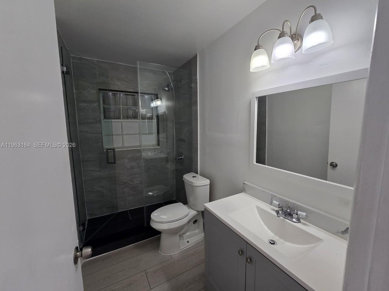 17240 Nw 52nd Ave - Photo 3 of 20