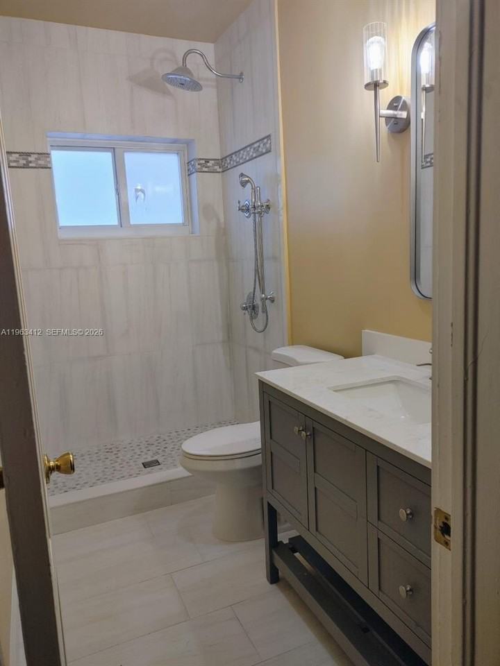 630 Sw 25th Rd - Photo 5 of 9