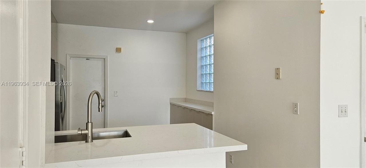 3686 San Simeon Cir #3686 - Photo 5 of 22