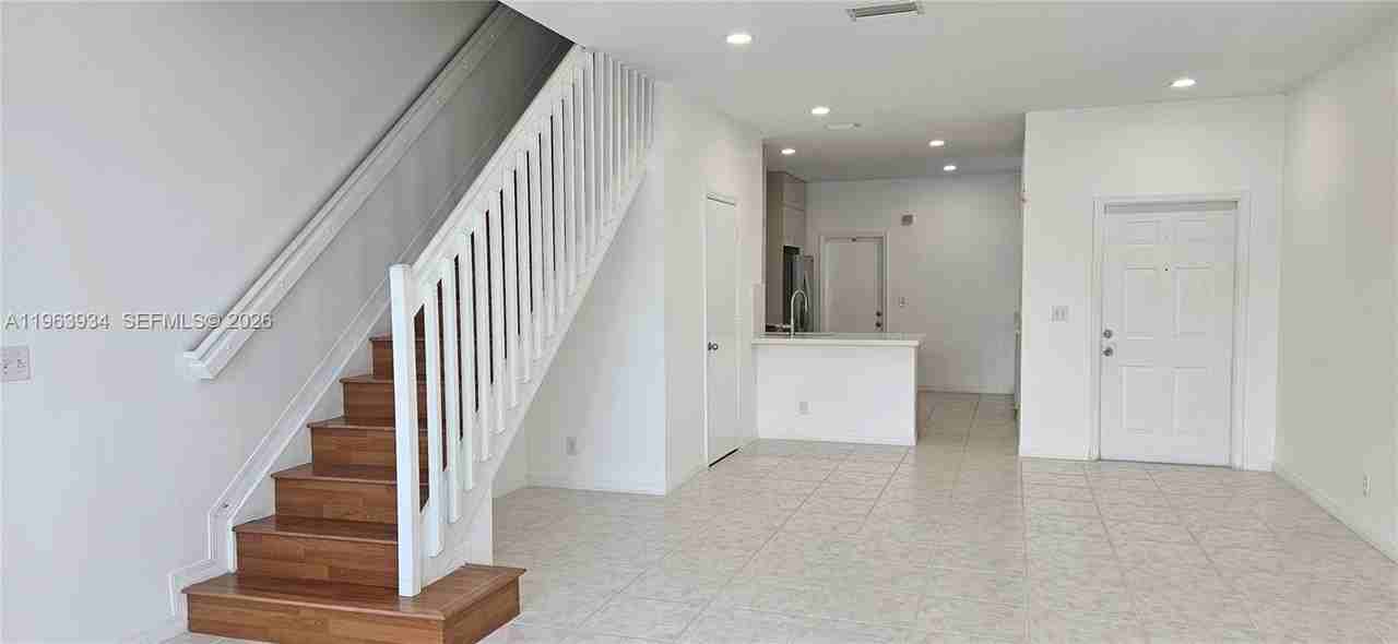 3686 San Simeon Cir #3686 - Photo 7 of 22