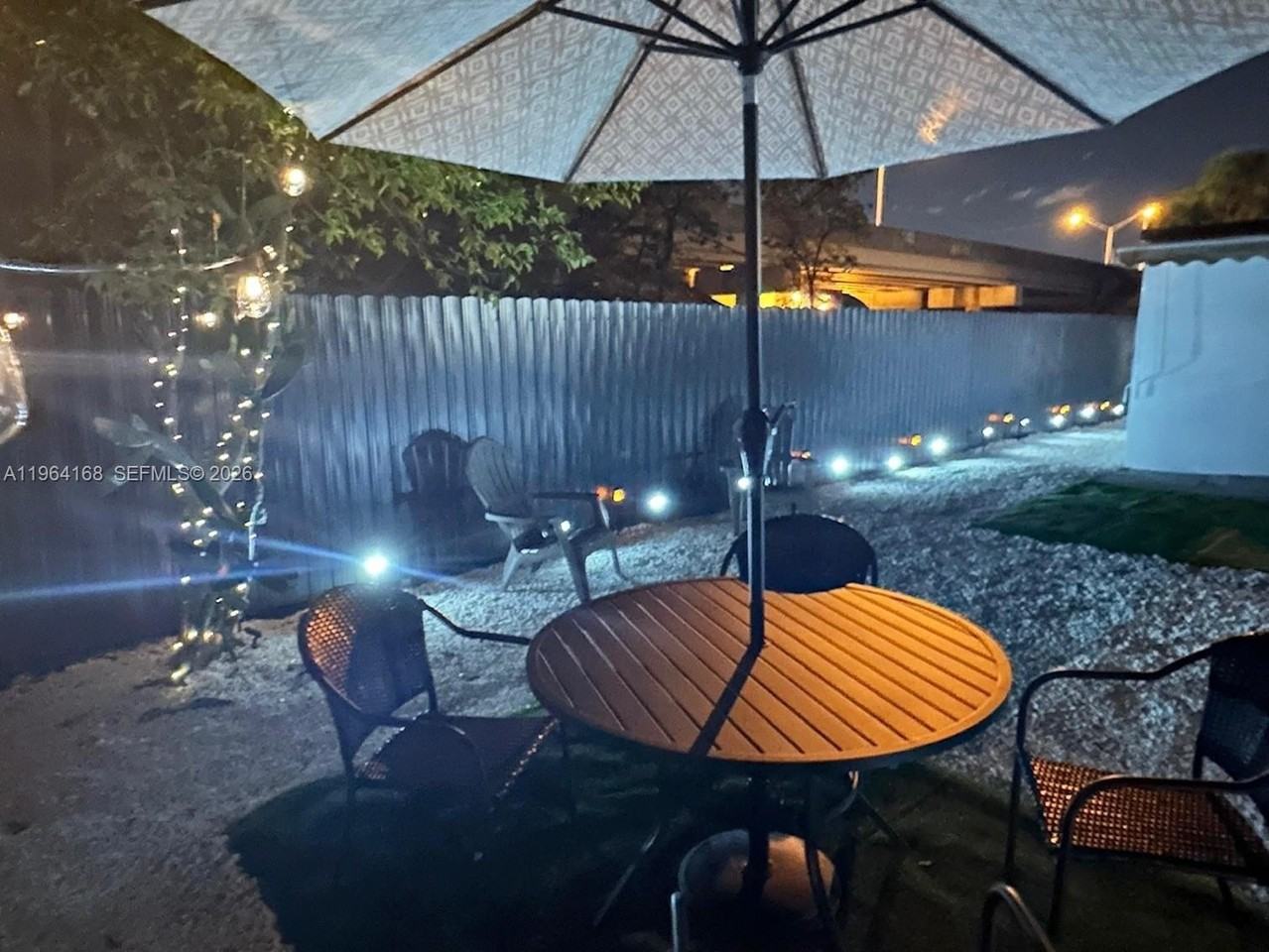 610 Nw 111th St #1 - Photo 6 of 9