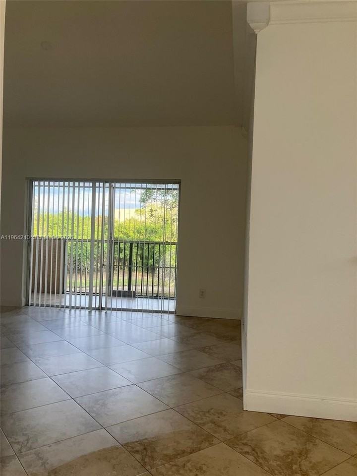 620 Cypress Club Way #L13 - Photo 2 of 14