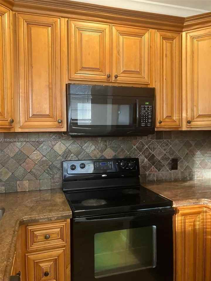 620 Cypress Club Way #L13 - Photo 5 of 14