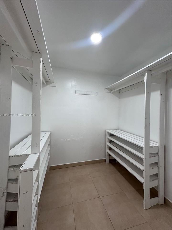 30021 Sw 160th Ave - Photo 6 of 13