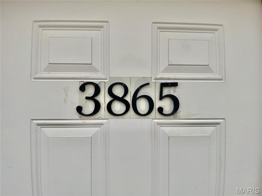 3865 Crest Circle Dr - Photo 2 of 18