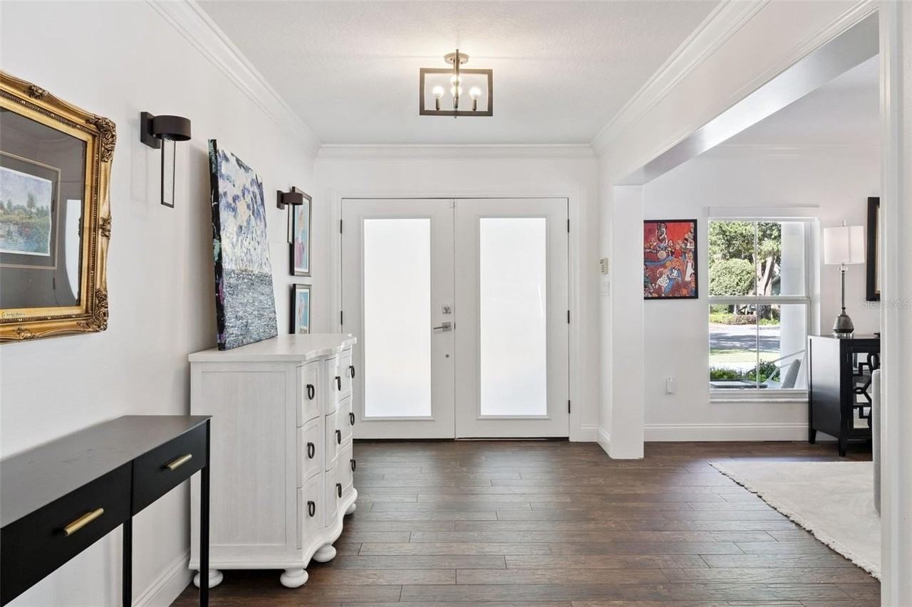 132 Burks Cir - Photo 3 of 20