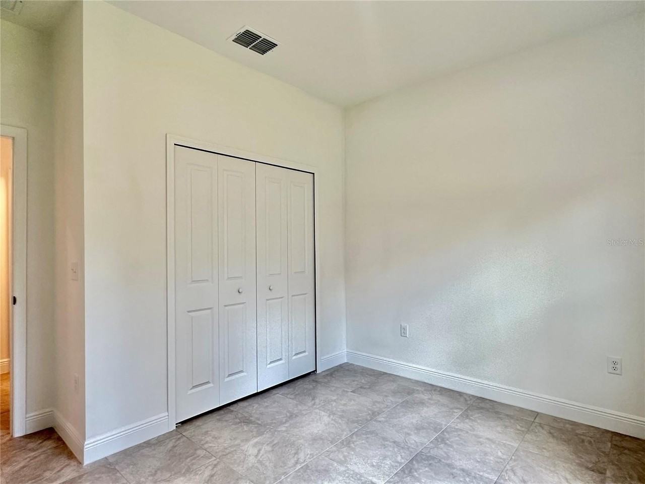 13354 Sw 77th Ave - Photo 5 of 12