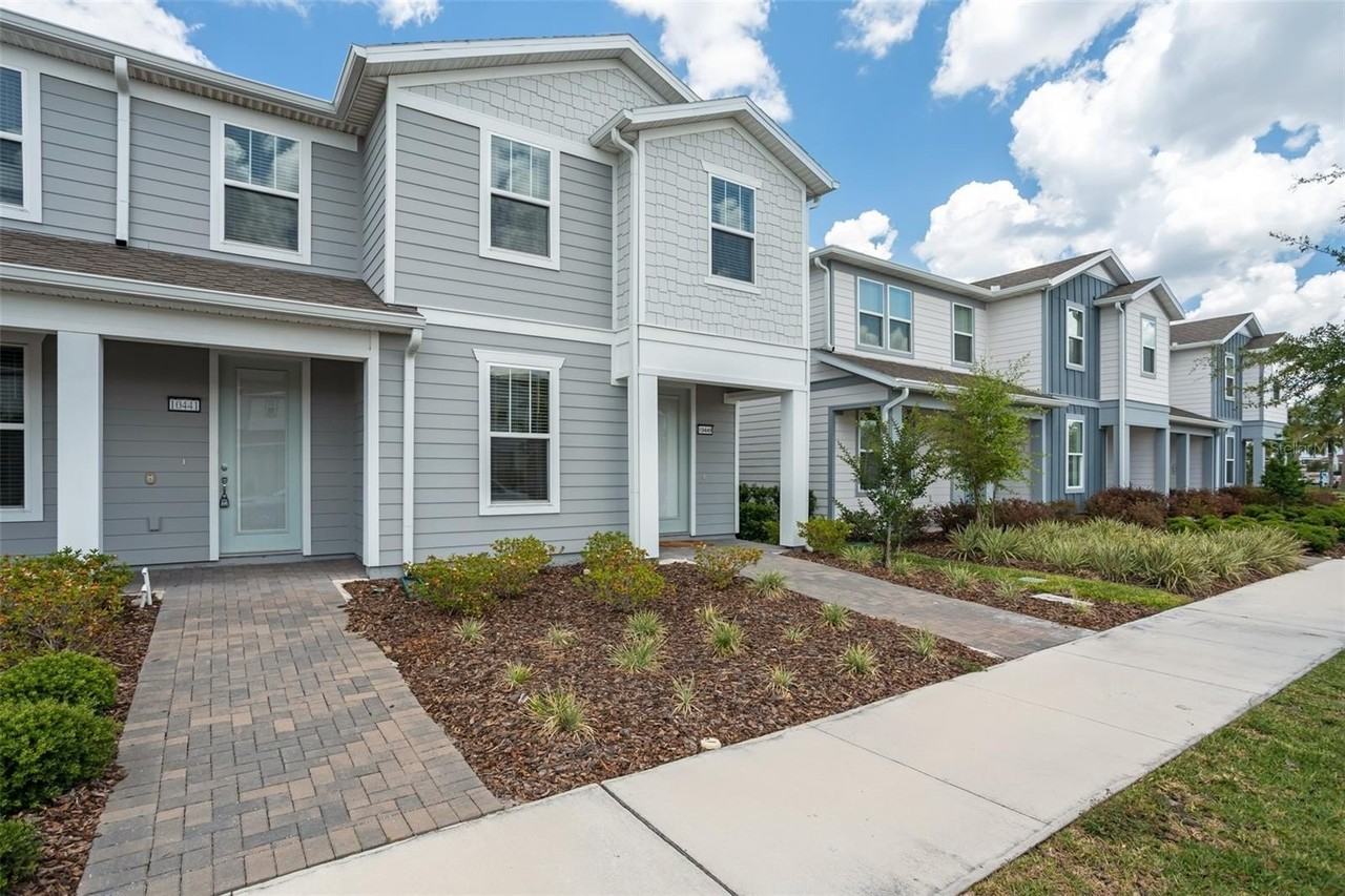 10449 Folly Beach Rd - Photo 2 of 47