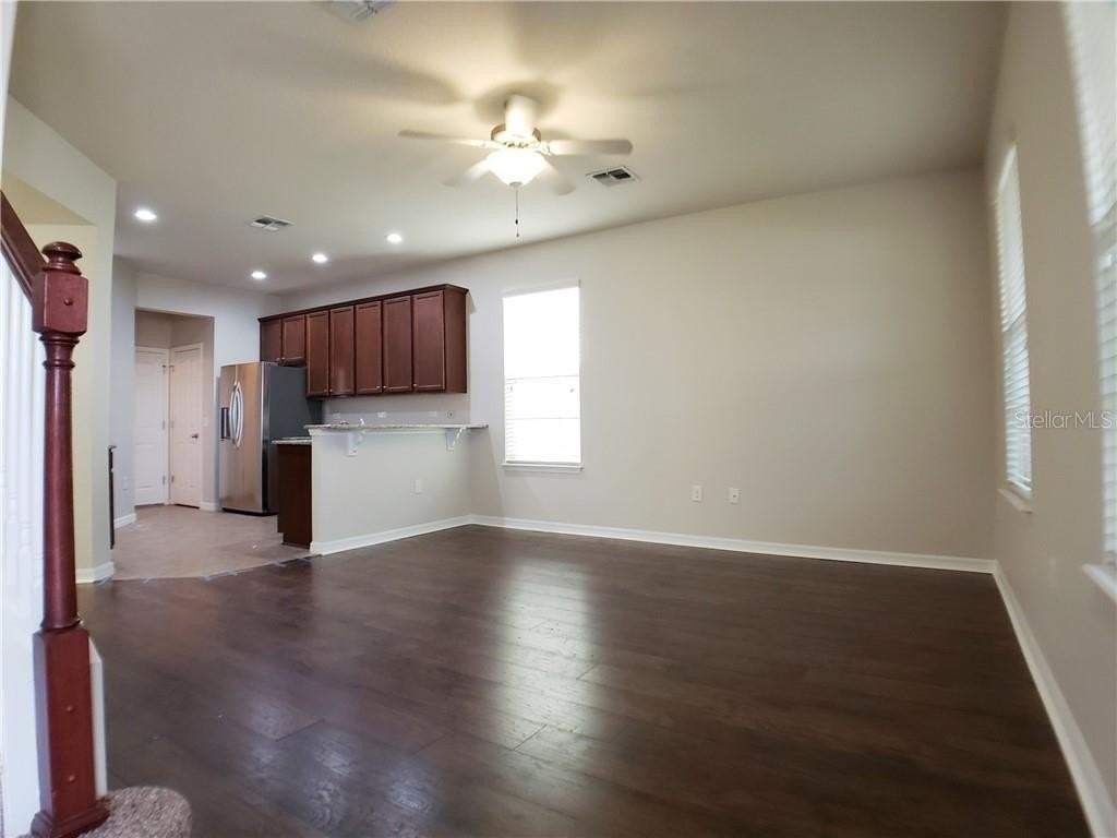 8636 Powder Ridge Trl - Photo 3 of 36