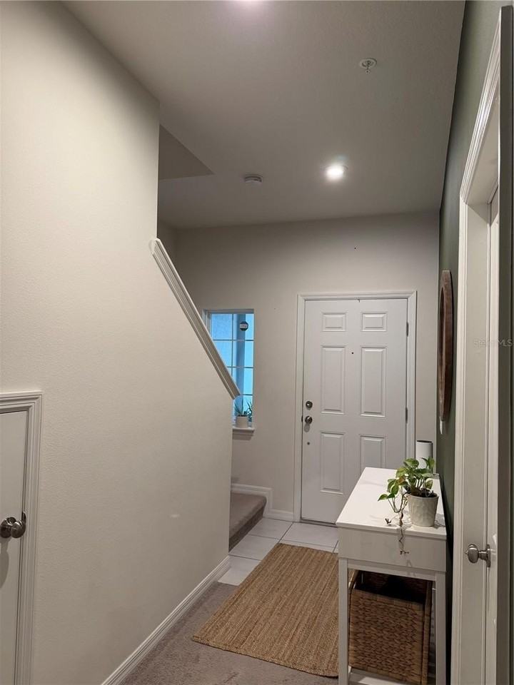 10597 Salt Grove St - Photo 6 of 31