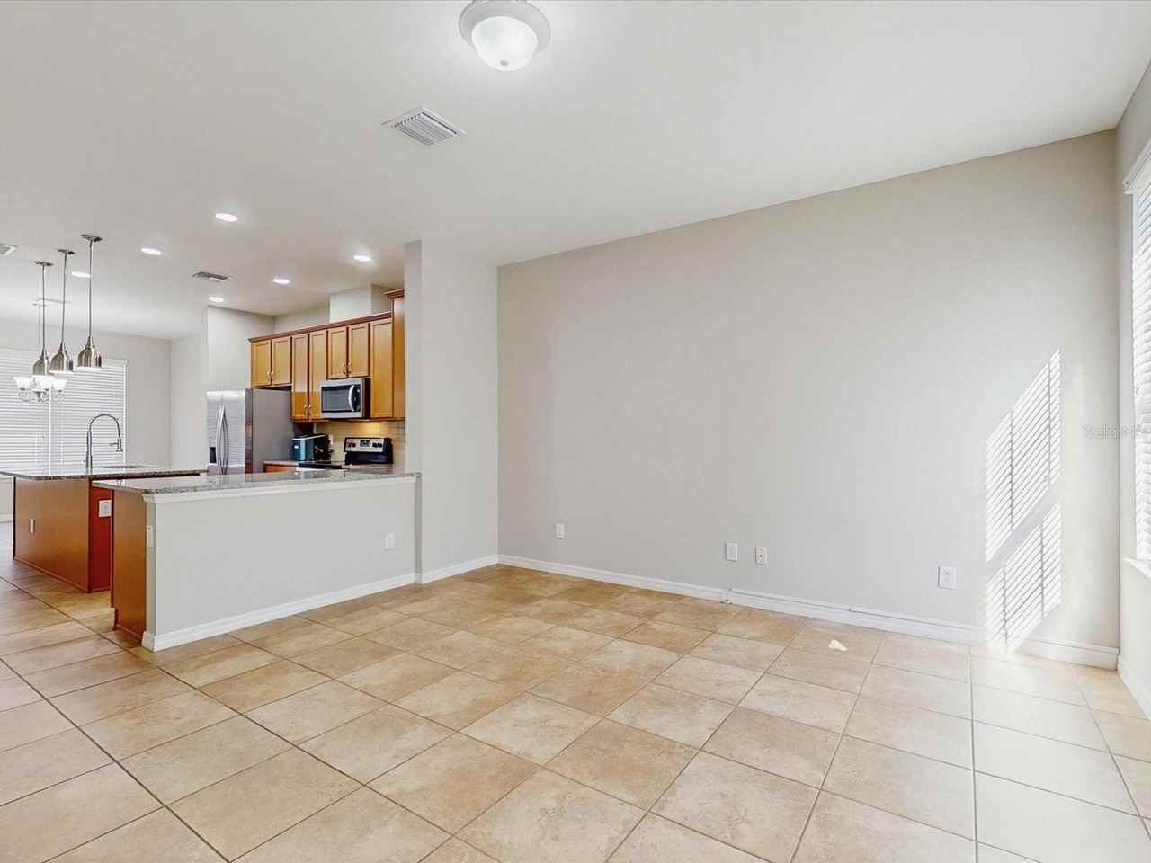 7249 Shadeview Aly - Photo 4 of 32